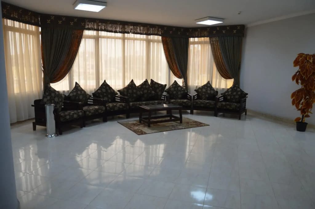 Glorious Hotel - photo 7