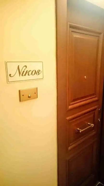 Modern apartment in Athens center - photo 12