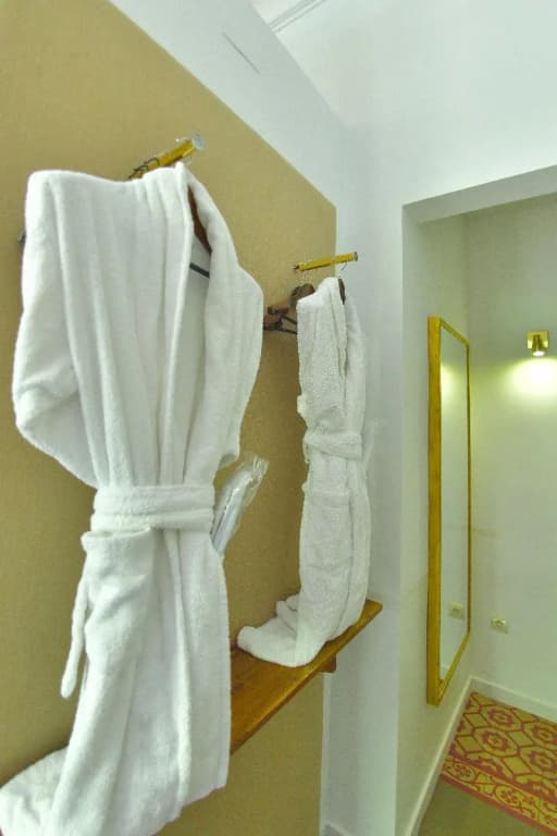 Mihlton Barcelona Boutique B&B - photo 8
