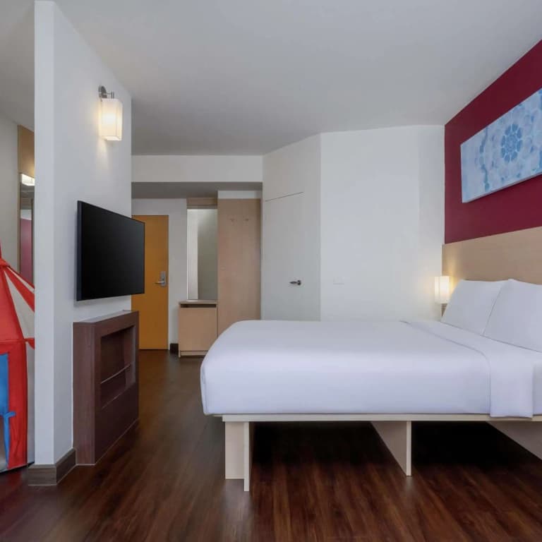 ibis Bangkok Riverside - photo 46