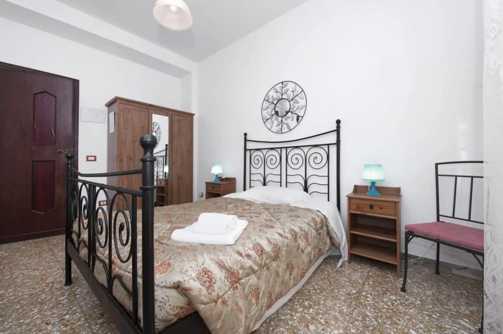 A Room For Holiday - photo 5