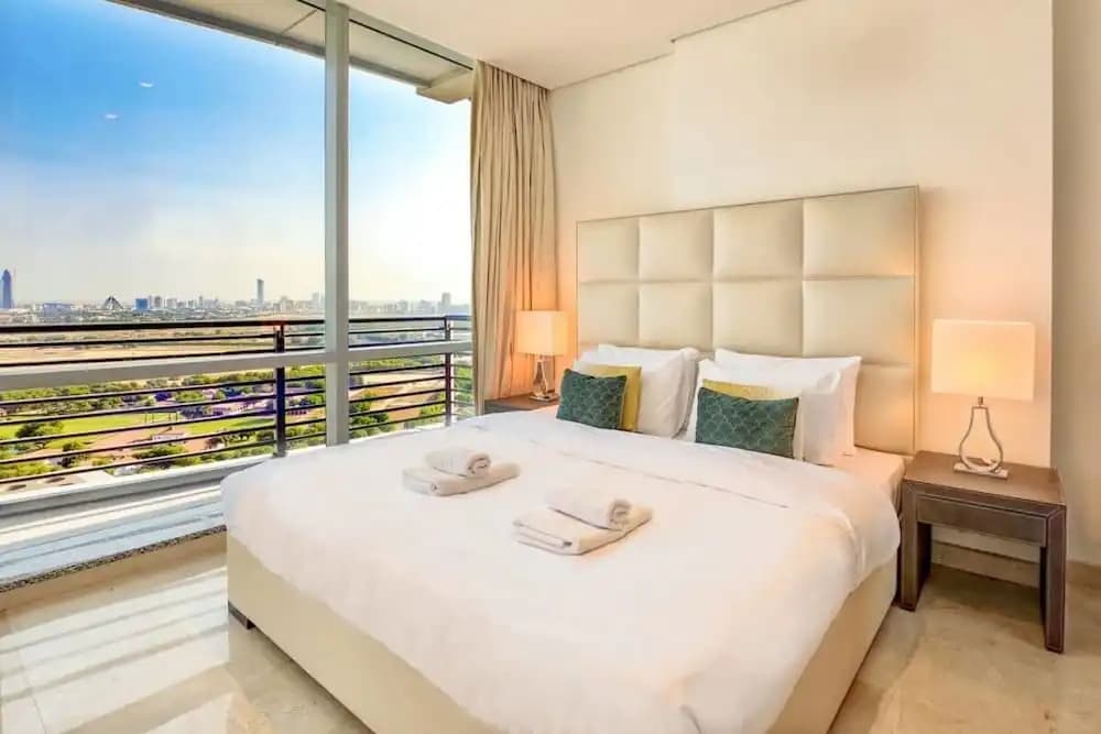 Luxury Apartment Steps Away From Everything - photo 2