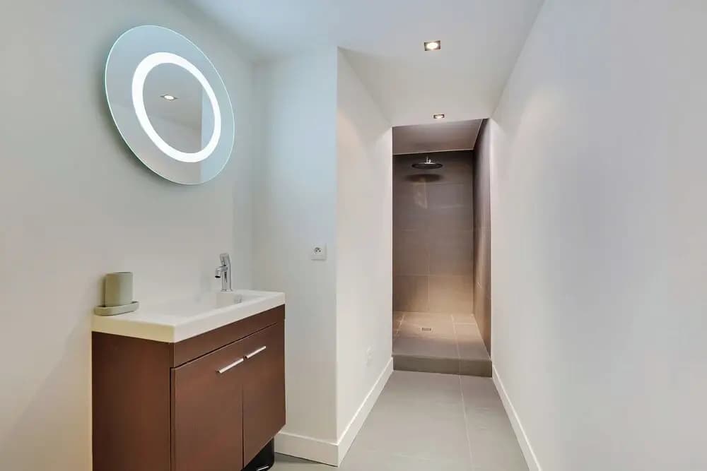 Elegant Apartment - 2bd/6p - Avenue Montaigne - photo 9