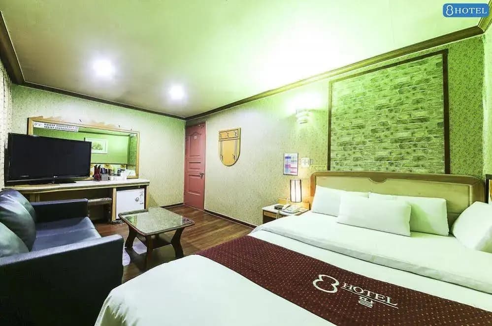8 Motel - photo 5