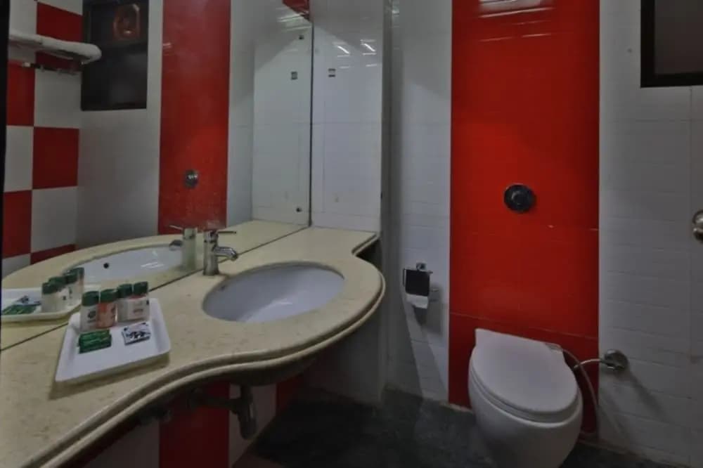 Hotel KNK International - photo 9