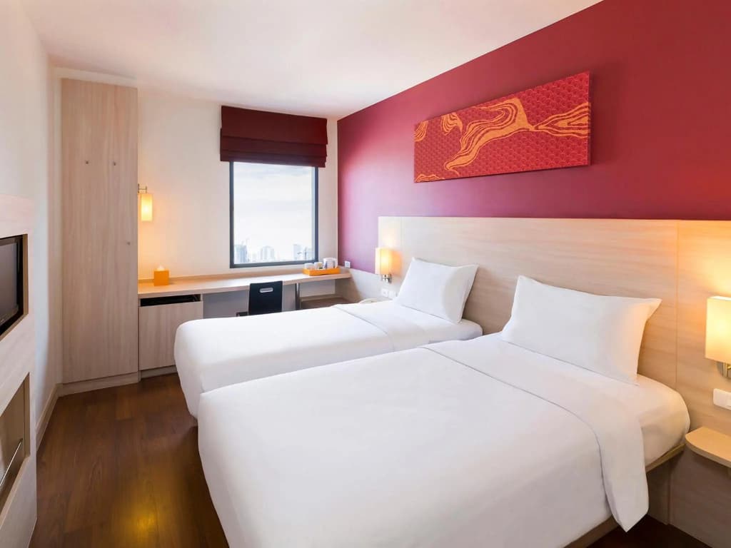 ibis Bangkok Riverside - photo 37