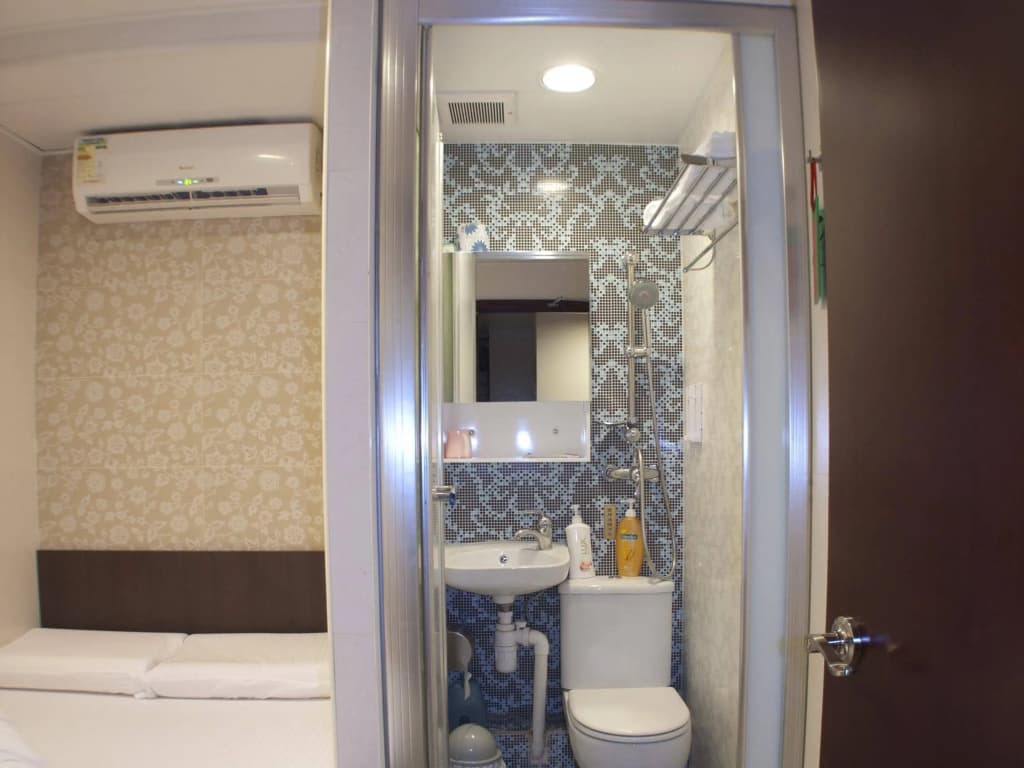 Mong King Hotel - photo 11