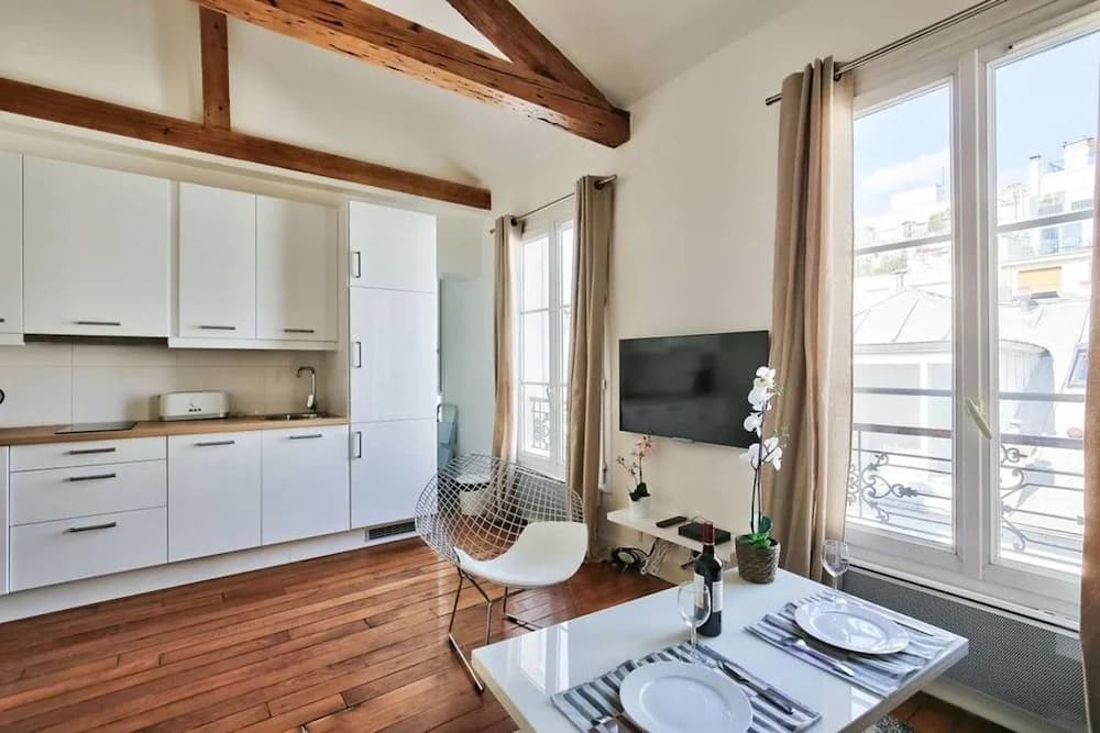 Amazing Apartment at the Eiffel Tower - photo 2