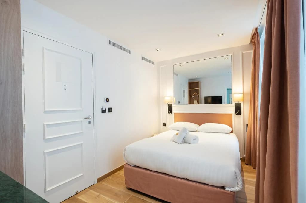 Hotel au Coeur de Republique - photo 5