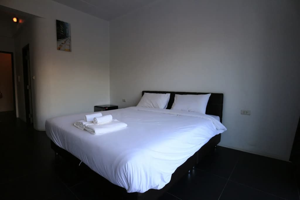 AZZ Hotel - photo 3