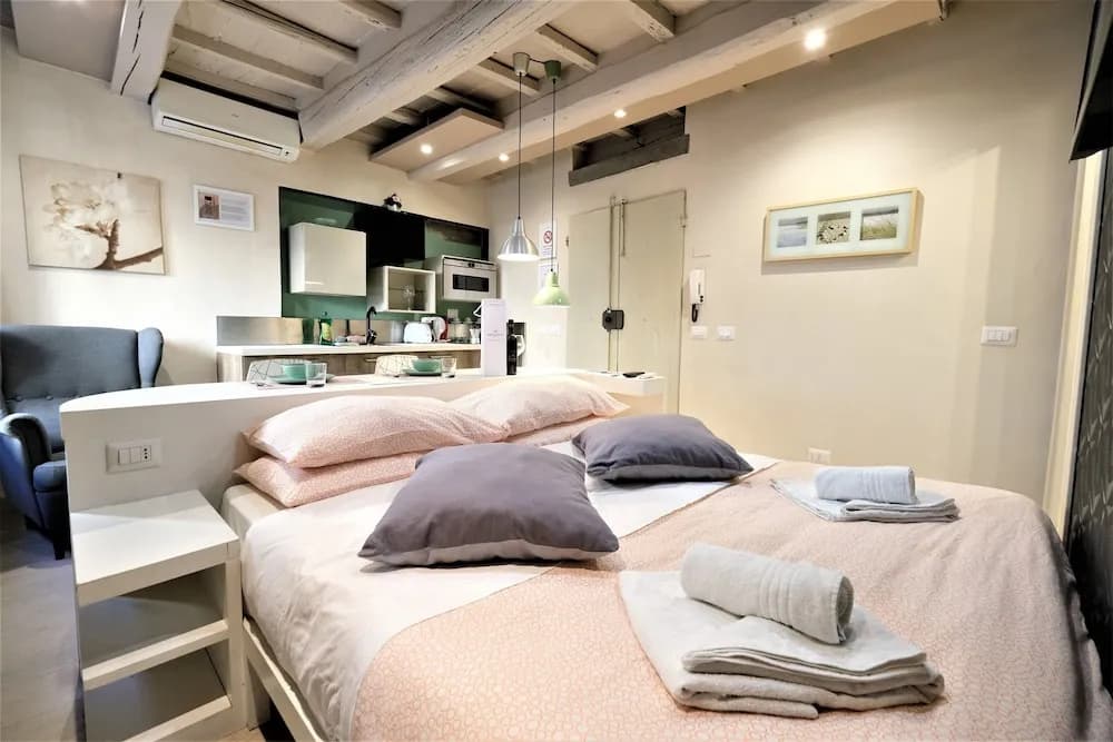 Wine Apartments Florence Grechetto - photo 2