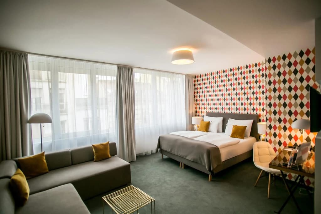 Roombach Hotel Budapest Center - photo 37