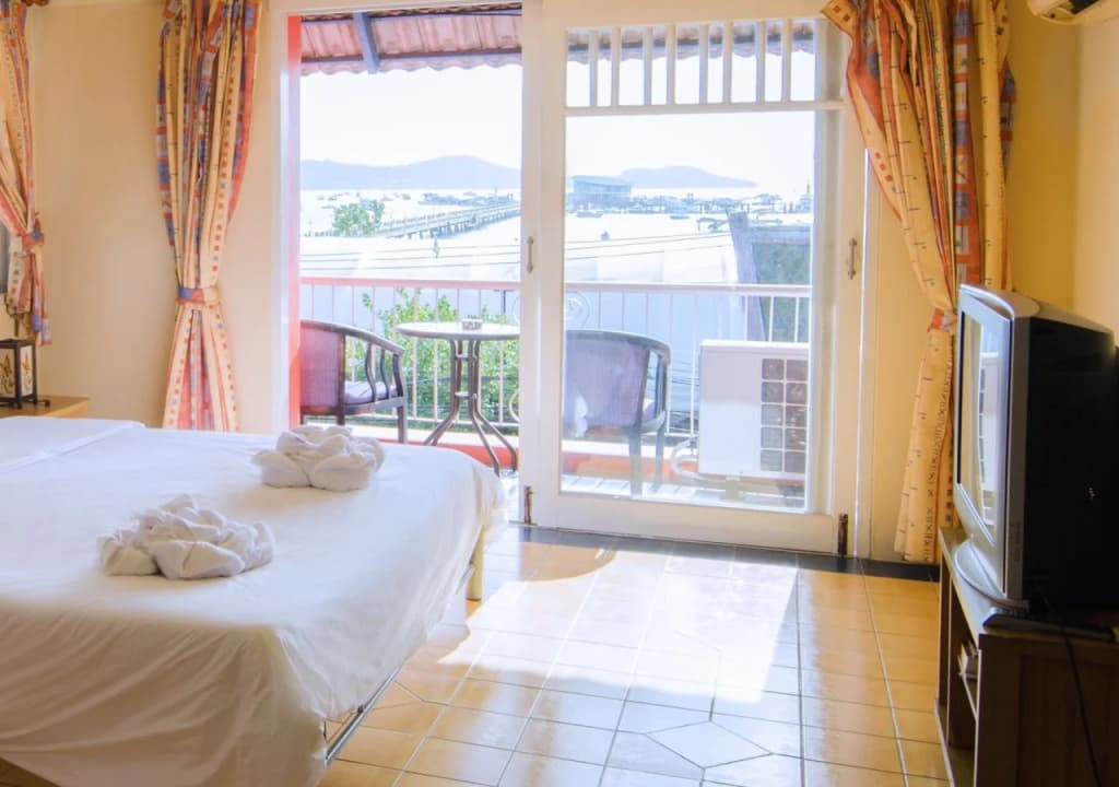 Anda Orange Pier Guesthouse - photo 31