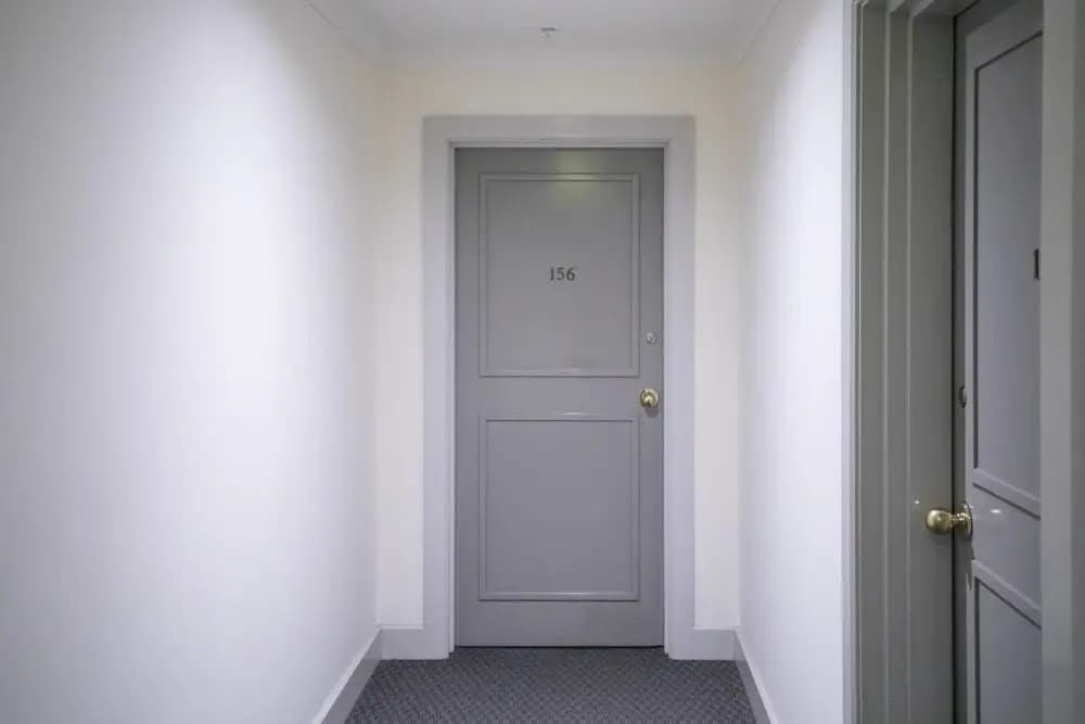 3 Bedrooms 2 Car Parks Carlton Garden Opposite - photo 8