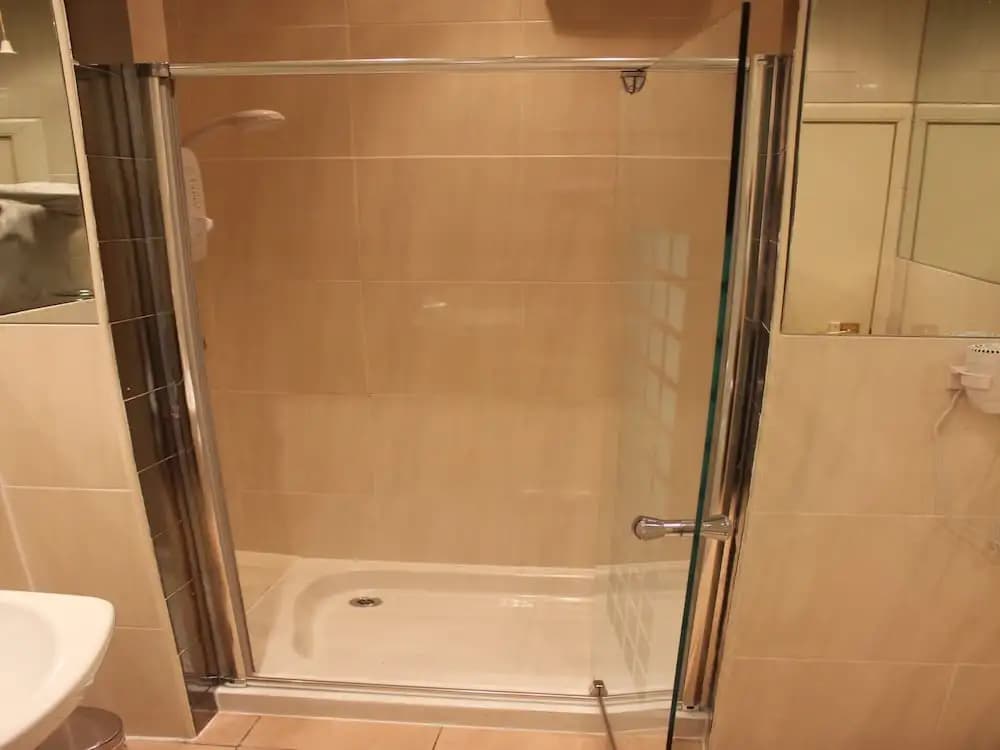 City Guest House - photo 8