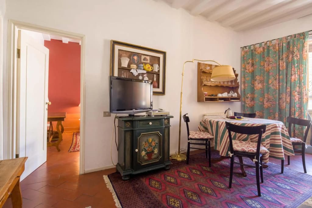 Typical Florentine Apartment - photo 9