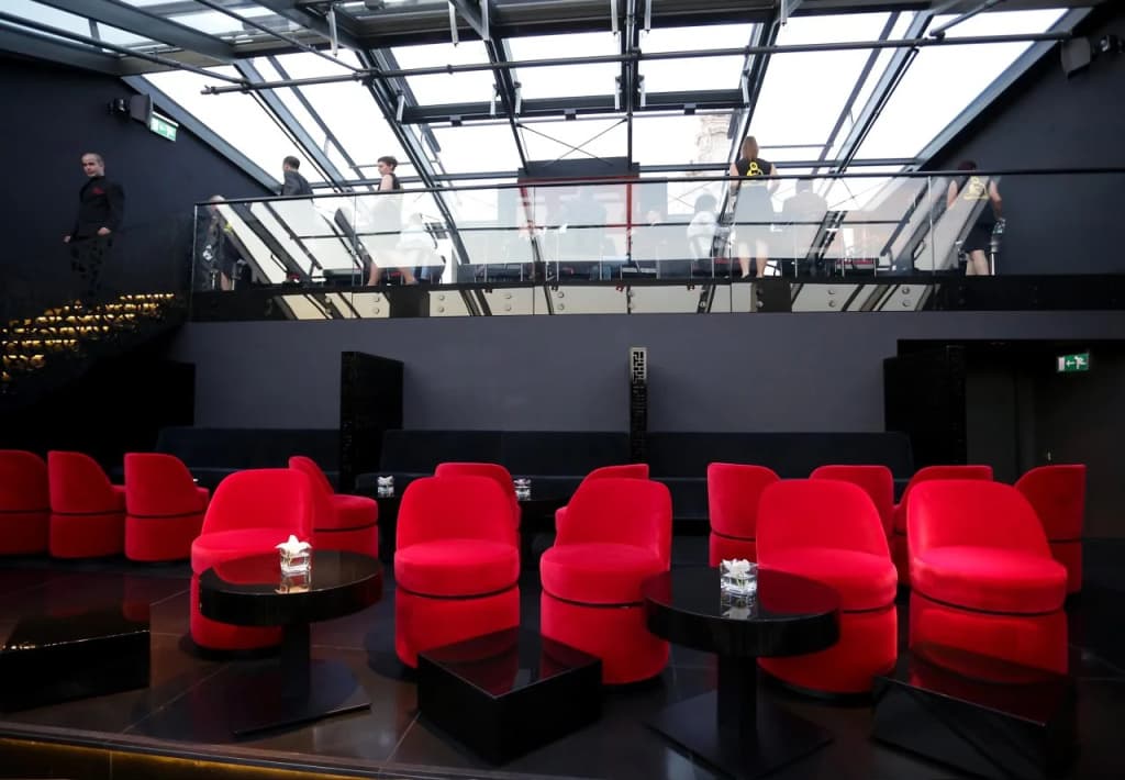 Buddha Bar Budapest Klotild Palace - photo 17