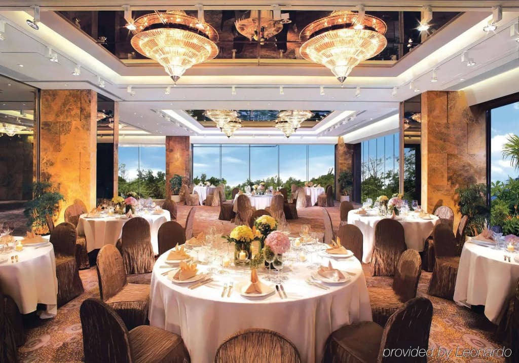 Hong Kong Gold Coast Hotel - photo 23