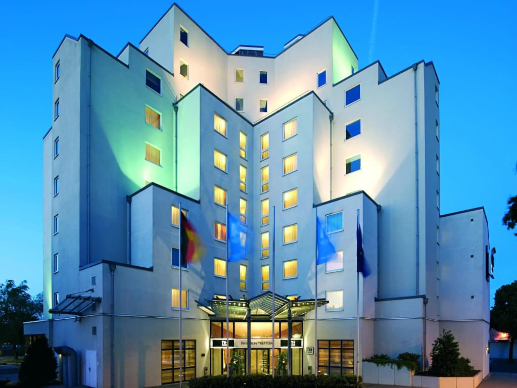 ibis Styles Berlin-Treptow - photo 1