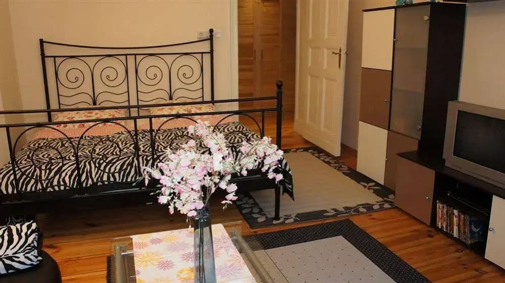 2-room Apartment Emdener Strasse - photo 2