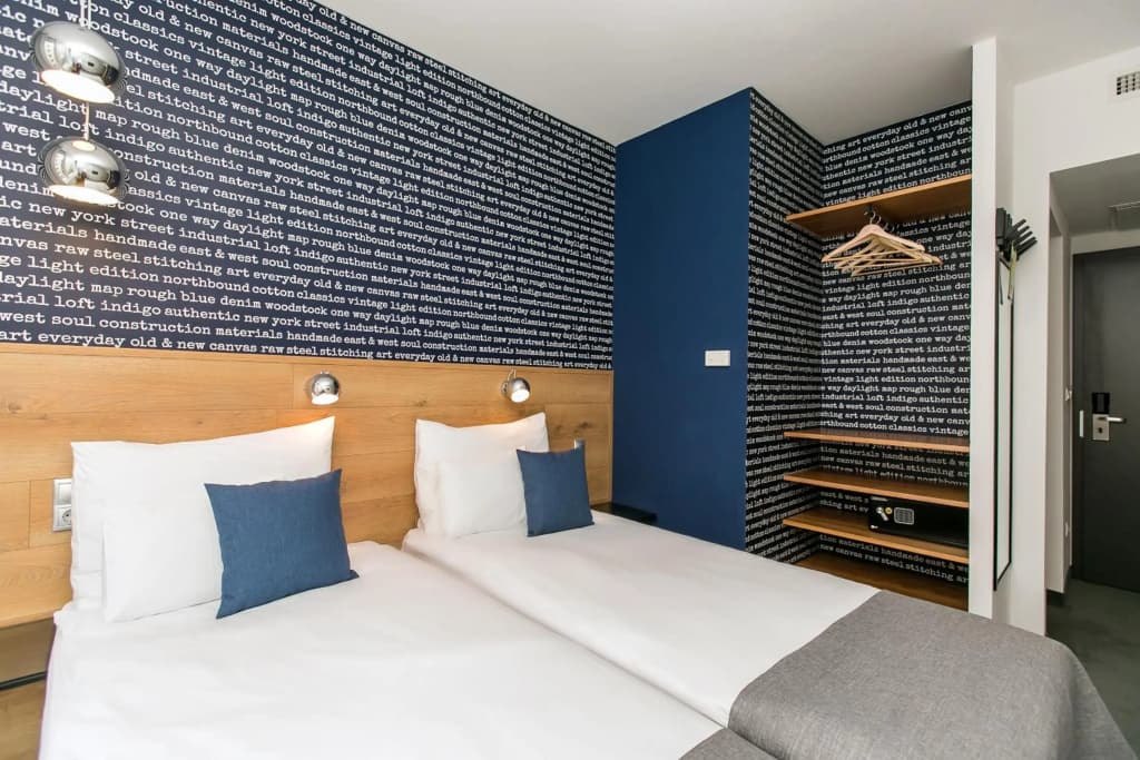 Roombach Hotel Budapest Center - photo 50