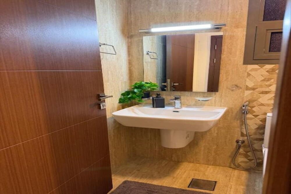 Apartment in Al Muzn Residence Air Port - photo 8