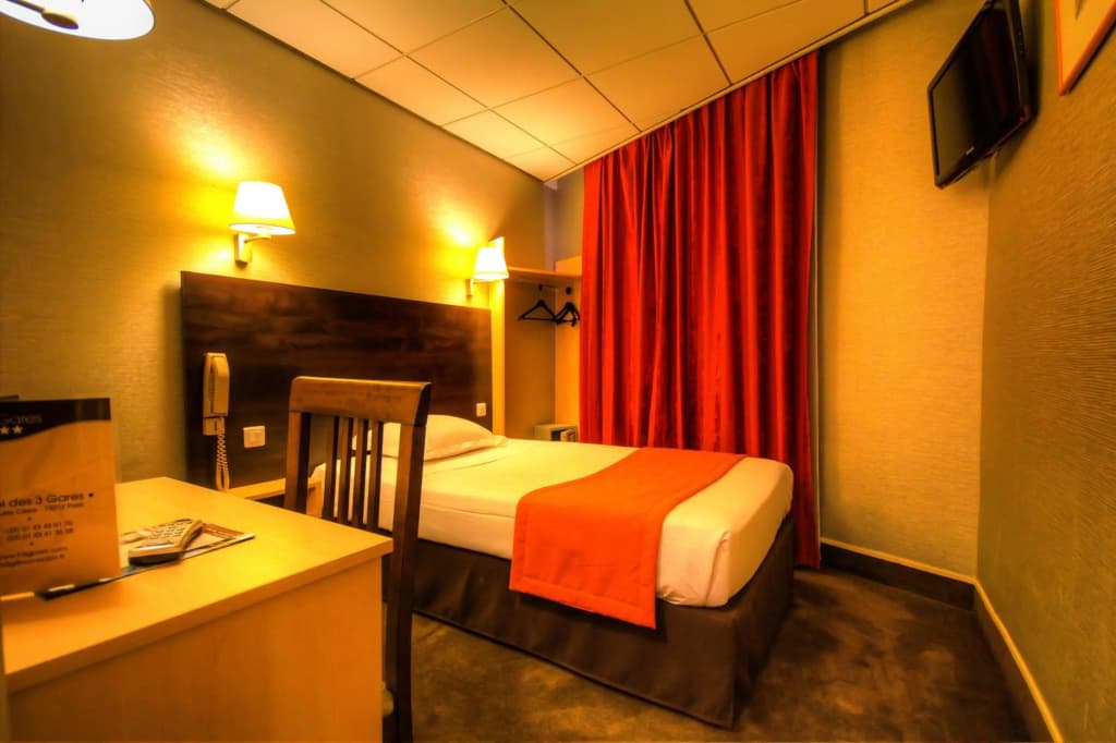 Hôtel des Trois Gares - photo 18