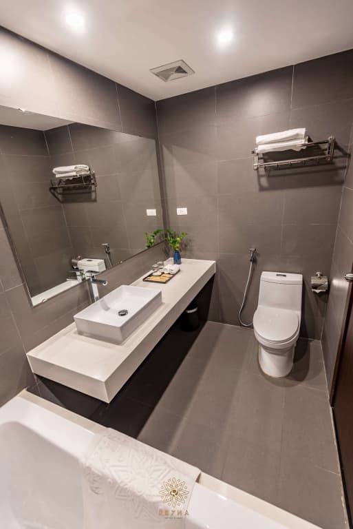 Reyna Hotel Hanoi - photo 38