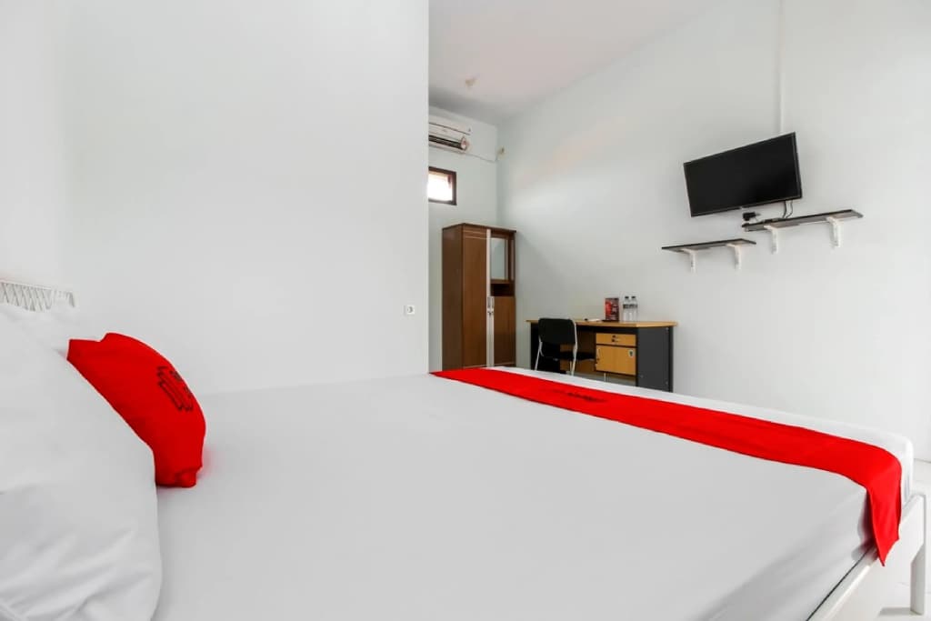 RedDoorz @ Jagakarsa 2 - photo 4