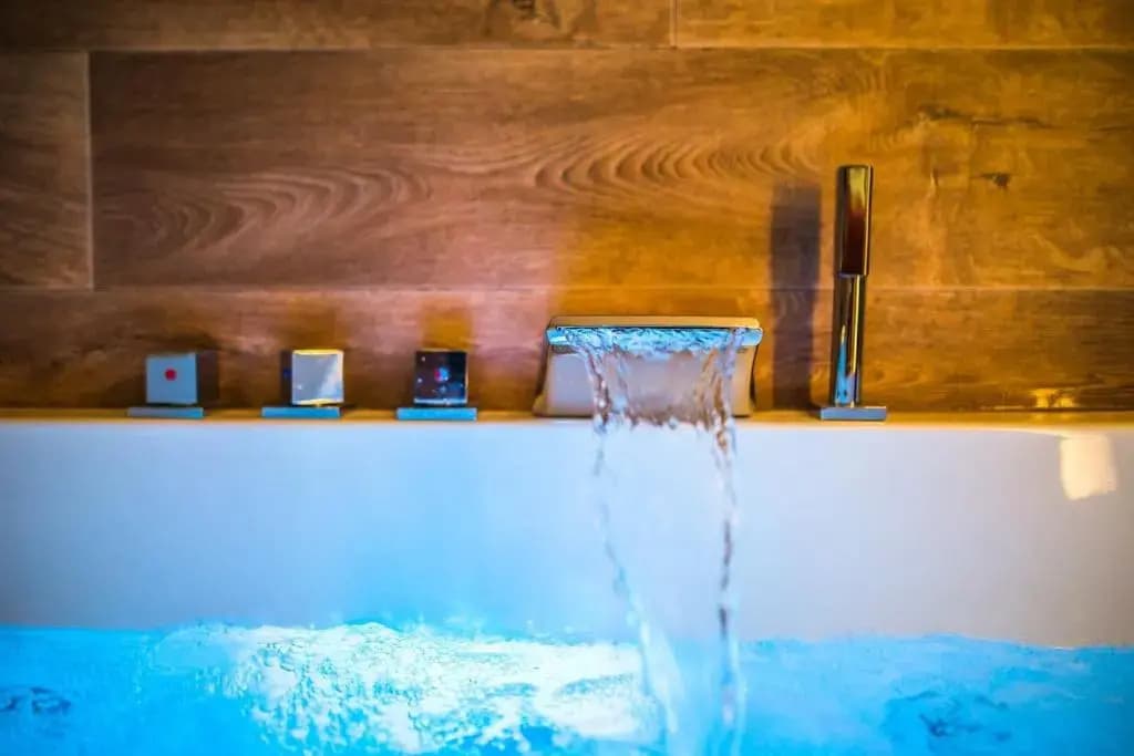 NOHO Boutique , premium living Dikeou 8 - photo 11