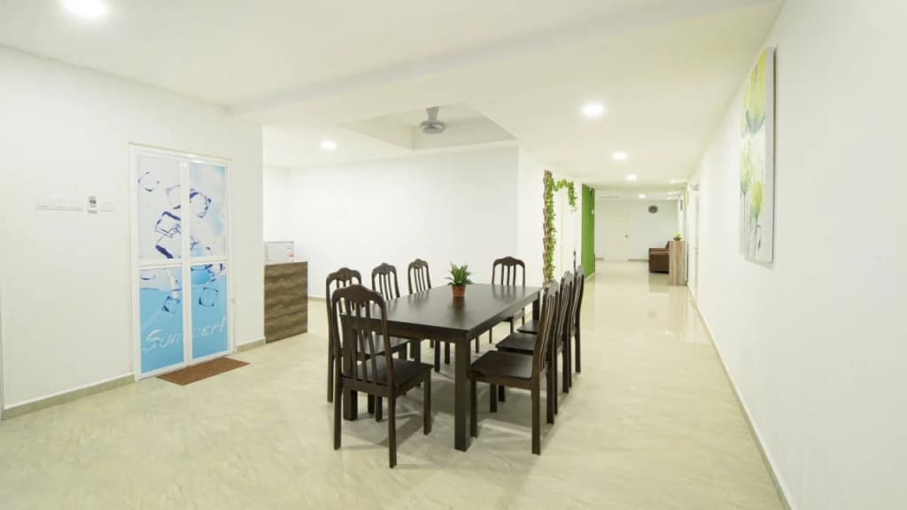 Hard Rock VIP Guest House - photo 15