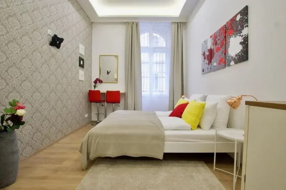 St King 11. Studio Apartments - photo 12