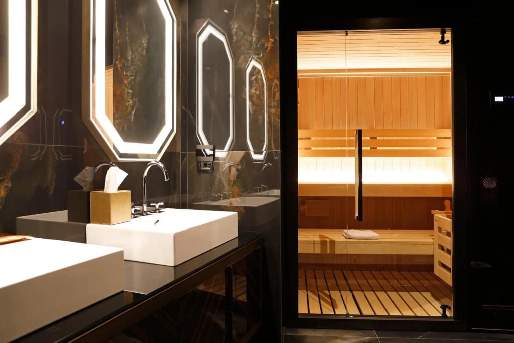 U-Visionary Roma Hotel - photo 22