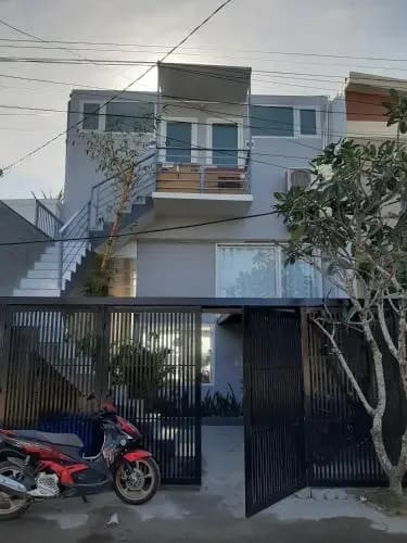 TS Beach House - main photo