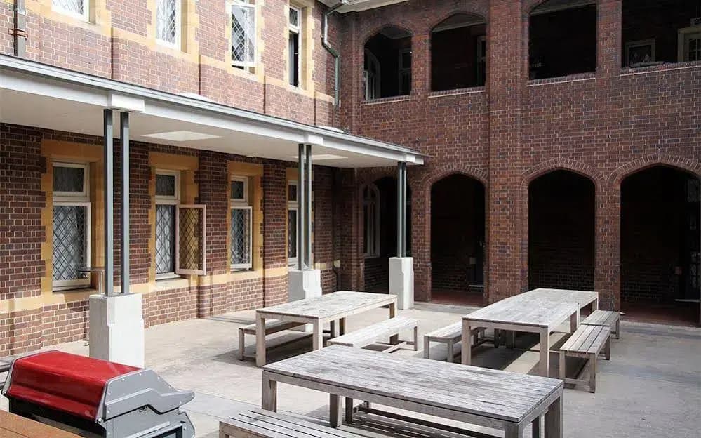 Kozyguru | Cozy Comfy APT Near Sydney Airport & CBD - photo 1