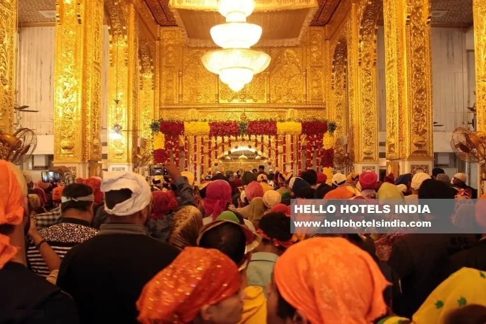 Hotel Suzi International - photo 18