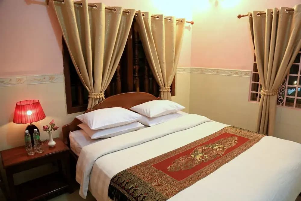 The Golden Square Villa - photo 17