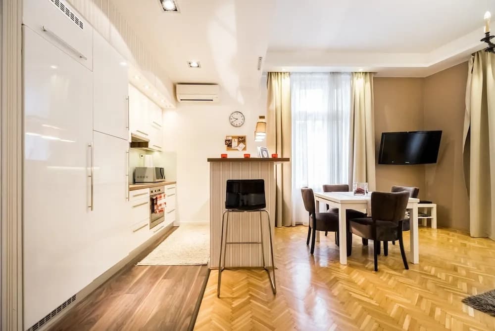 Magas 5 Apartment - photo 3
