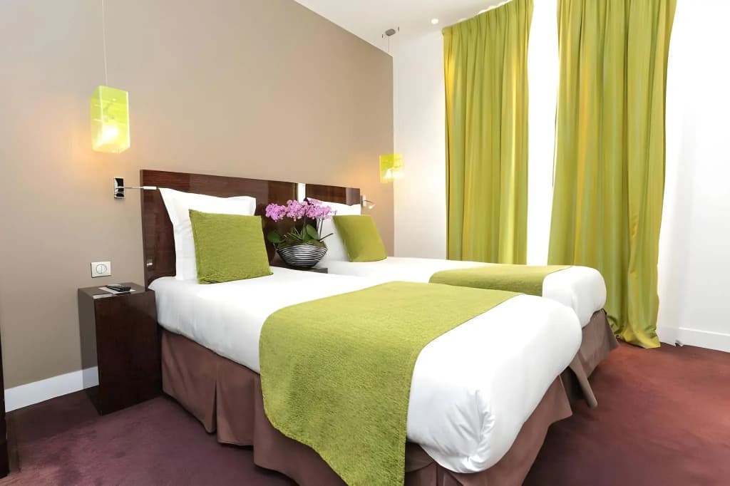 Hotel Le Rocroy - photo 35