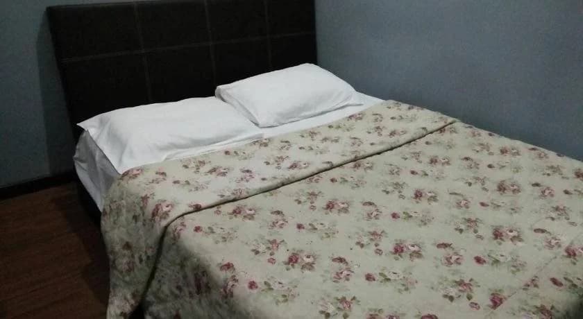 R&R Budget Inn - Hostel - photo 3