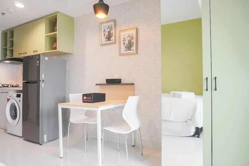 Comfortable Studio at West Vista Apartment - photo 5
