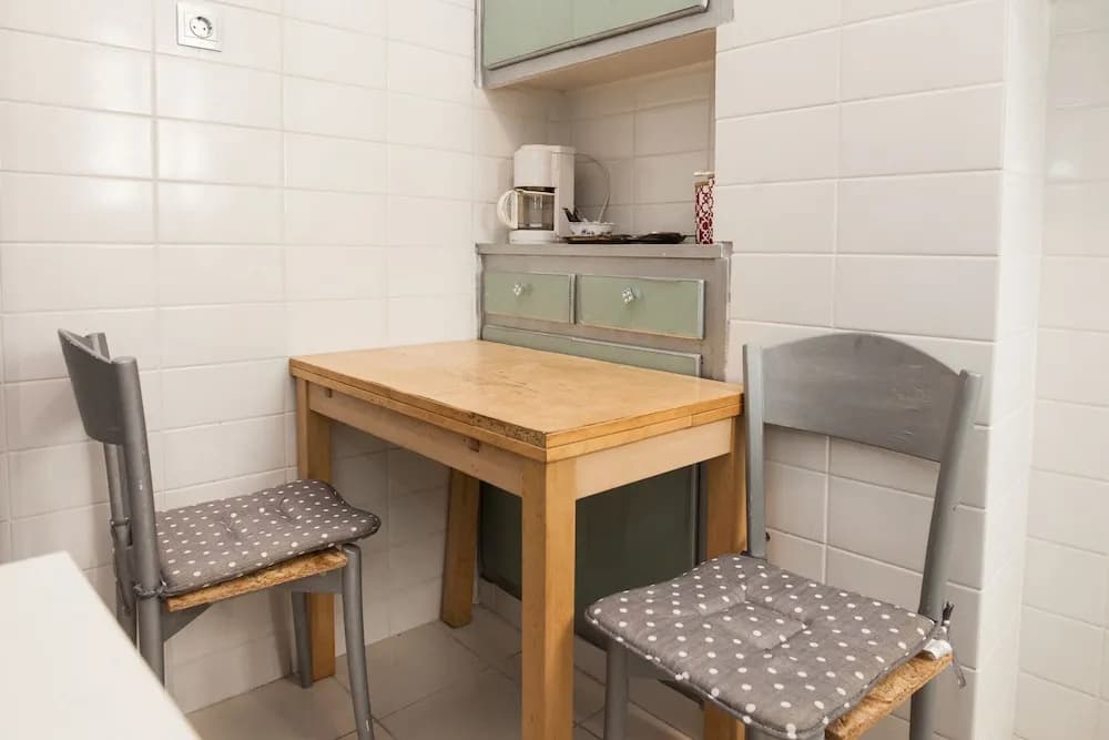Chic 1 Bedroom Heaven in Athens - photo 13
