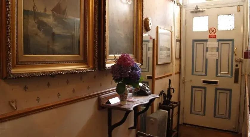 Oakley Hotel - photo 17