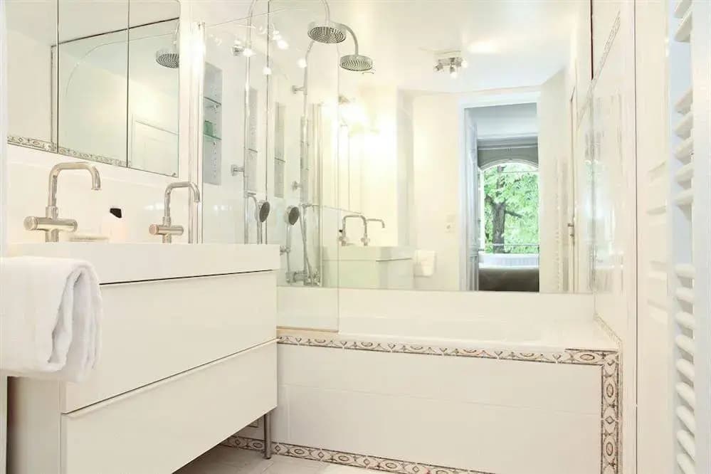 Private Apartments - Eiffel Tower - Champs de Mars - photo 8