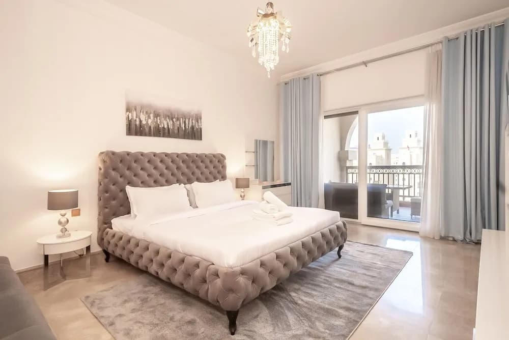 Stylish Urban 1BR Gem in Fairmont-90AB2 - photo 25