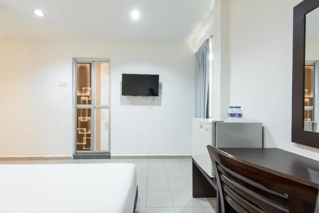 Hollitel Hotel - photo 10