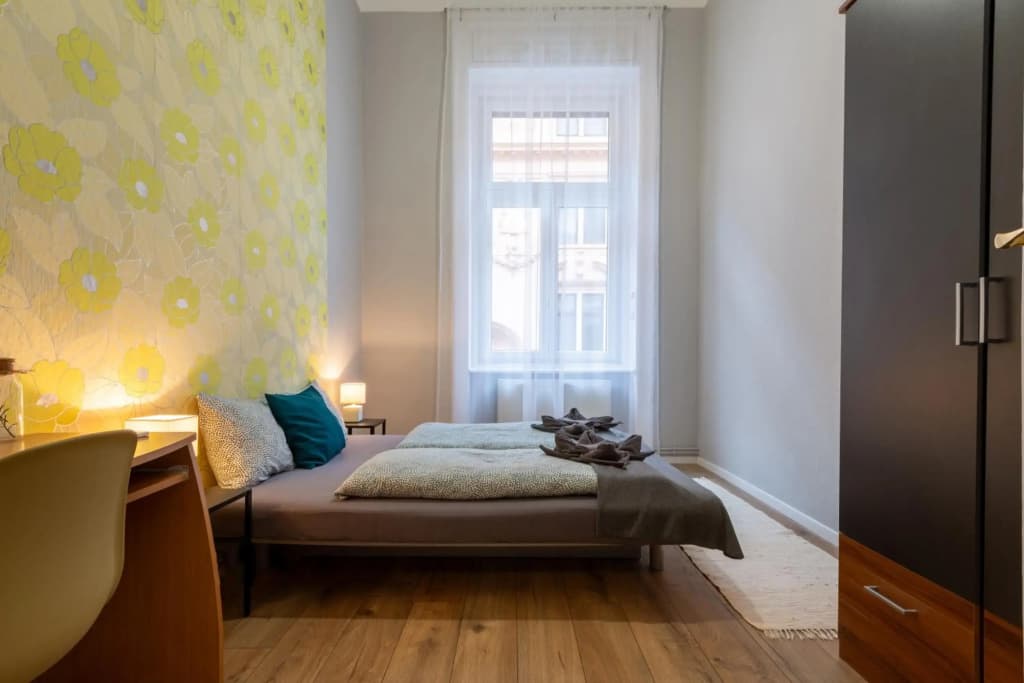 City Center Apartment - photo 4