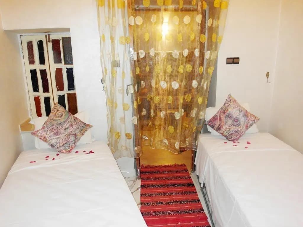 Full Moon Hostel - photo 3