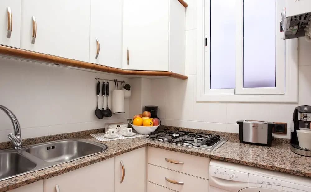Sagrada Gaudi 2BD - main photo
