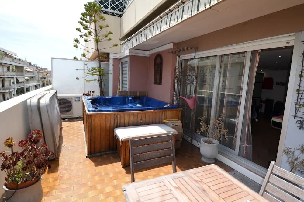 Modern apartment 6 persons with Jacuzzi in Nice Downtown - photo 13